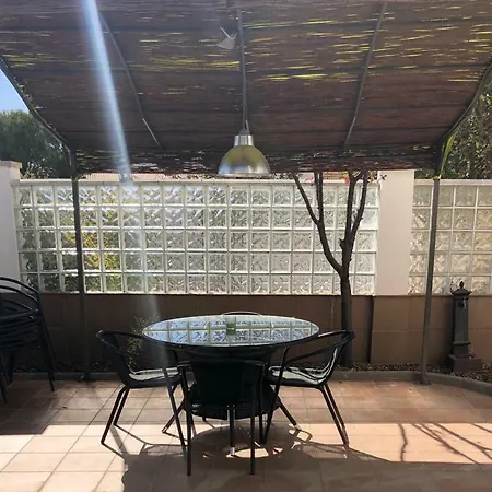 Ferienhaus Casa Adosada Con Piscina En Comarruga Coma-ruga