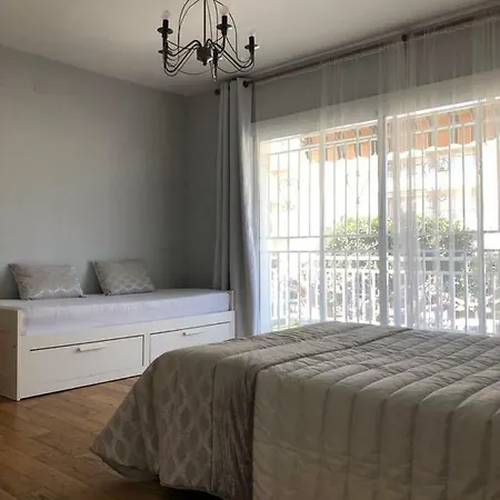 Casa vacanze Casa Adosada Con Piscina En Comarruga *